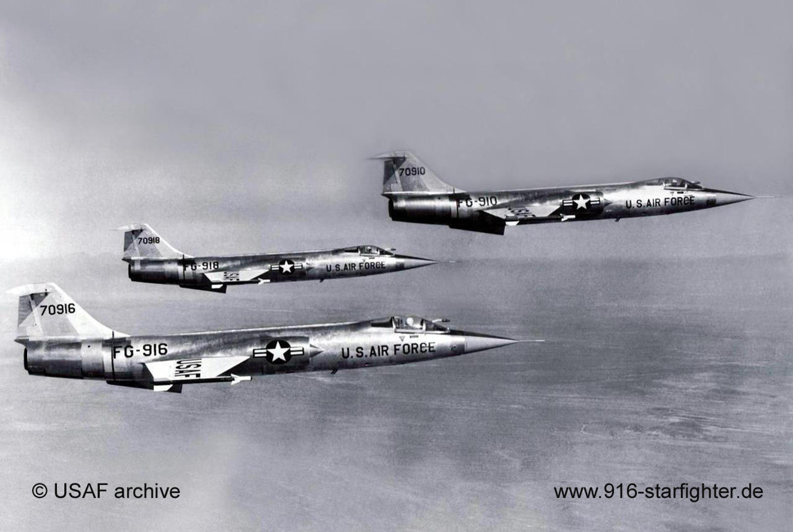916 Starfighter